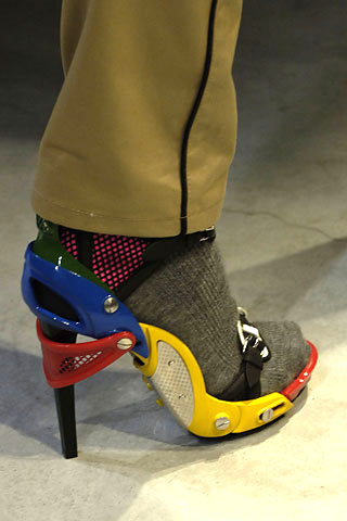 Nicolas Ghesquière Exits Balenciaga: A Look Back at His Fall '07 Collection  (Peruvian References Included) | PtW + FASHION